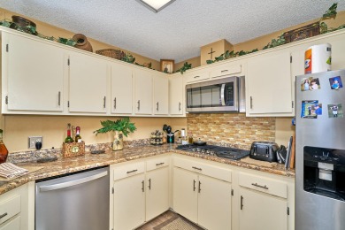 Beautifully Updated Home with Mountain Views in Tri Palm Estates on The Club At Shenandoah Springs in California - for sale on GolfHomes.com, golf home, golf lot