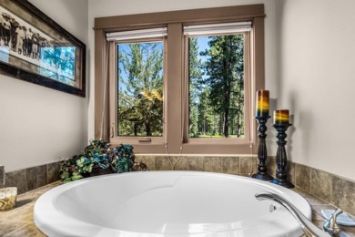 This nightly rentable 2505 sf townhome offers a stunning view of on Widgi Creek Golf Club in Oregon - for sale on GolfHomes.com, golf home, golf lot