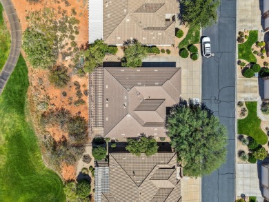 Well-kept home right on the golf course with red mountain views! on Green Spring Country Club in Utah - for sale on GolfHomes.com, golf home, golf lot