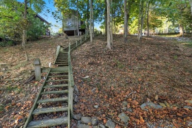 Waterfront living on Craig's Creek! This rare lot on Hillandale on Sugar Bay Golf Course in Kentucky - for sale on GolfHomes.com, golf home, golf lot