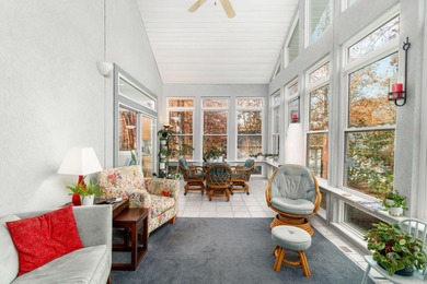 10' & 9' ceilings - sunroom vaulted with trapezoid windows on Cortez Golf Course in Arkansas - for sale on GolfHomes.com, golf home, golf lot