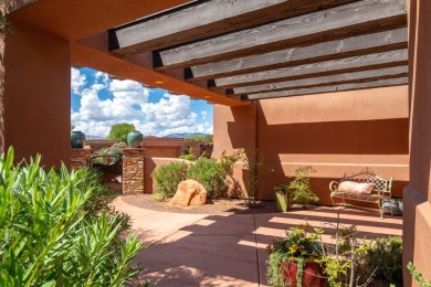 This stunning 3-bedroom, 3-bathroom home in the prestigious on Entrada at Snow Canyon in Utah - for sale on GolfHomes.com, golf home, golf lot