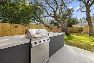 Just a short walk to Kenwood Elementary School sits this updated on Fort Walton Beach Golf Course in Florida - for sale on GolfHomes.com, golf home, golf lot