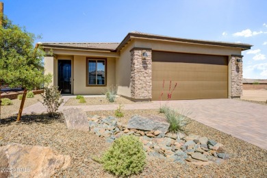 Shea-built Thrive plan in the Freedom Collection at Wickenburg on Wickenburg Ranch Golf Course in Arizona - for sale on GolfHomes.com, golf home, golf lot