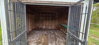 Spacious and versatile, this 4-bedroom, 3-bath home with a on Golf Hammock Country Club in Florida - for sale on GolfHomes.com, golf home, golf lot