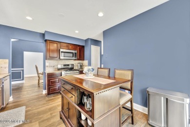 Welcome to this beautifully updated 2 Bedroom, 2 Bath Patio home on Raintree Golf Course in New Jersey - for sale on GolfHomes.com, golf home, golf lot