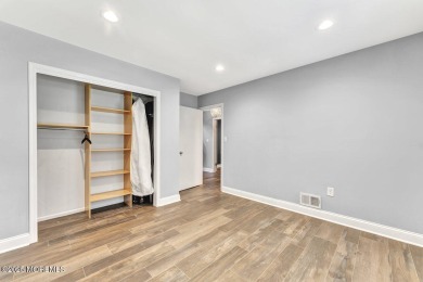 Welcome to this beautifully updated 2 Bedroom, 2 Bath Patio home on Raintree Golf Course in New Jersey - for sale on GolfHomes.com, golf home, golf lot