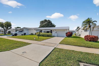 Beautifully maintained single family 2BR/1BA home with flexible on Leisureville Community Golf Course in Florida - for sale on GolfHomes.com, golf home, golf lot