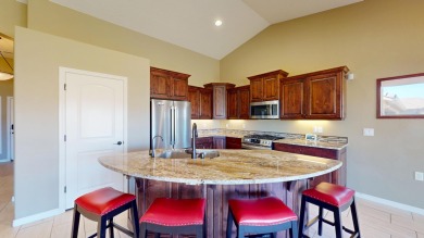Great home in the over 55 community of Sunriver in the BIRD NEST on Sunriver Golf Club in Utah - for sale on GolfHomes.com, golf home, golf lot