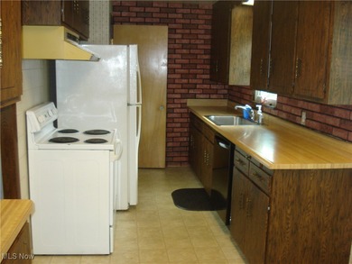 Welcome to this comfortable living, this ranch style home offers on Green Ridge Golf Course in Ohio - for sale on GolfHomes.com, golf home, golf lot