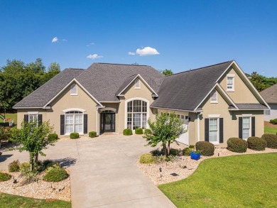 Luxury Living Awaits in Albany's Premier Stonebridge Golf Course on Stonebridge Golf and Country Club in Georgia - for sale on GolfHomes.com, golf home, golf lot