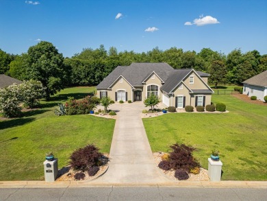 Luxury Living Awaits in Albany's Premier Stonebridge Golf Course on Stonebridge Golf and Country Club in Georgia - for sale on GolfHomes.com, golf home, golf lot