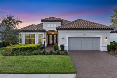 EXQUISITELY DESIGNED POOL HOME IN THE PREMIERE GOLF COMMUNITY OF on Esplanade Golf and Country at Lakewood Ranch in Florida - for sale on GolfHomes.com, golf home, golf lot