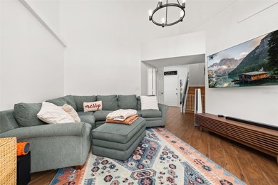 Under contract-accepting backup offers. Welcome to this on Tuscawilla Country Club in Florida - for sale on GolfHomes.com, golf home, golf lot