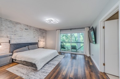 Fully renovated 3 bedroom,2.5 bathroom townhouse with golf on Old Orchard Country Club in Illinois - for sale on GolfHomes.com, golf home, golf lot