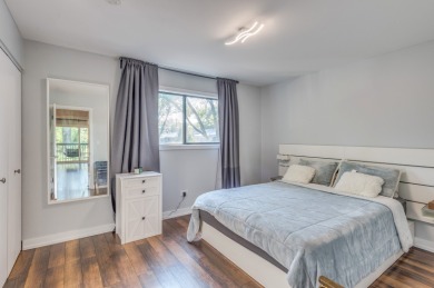 Fully renovated 3 bedroom,2.5 bathroom townhouse with golf on Old Orchard Country Club in Illinois - for sale on GolfHomes.com, golf home, golf lot