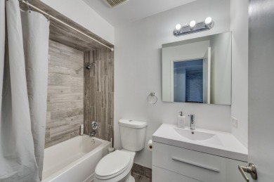 Fully renovated 3 bedroom,2.5 bathroom townhouse with golf on Old Orchard Country Club in Illinois - for sale on GolfHomes.com, golf home, golf lot