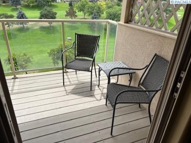 Beautiful Canyon Lakes Condo overlooking #9 Green and Fairway at on Canyon Lakes Golf Course in Washington - for sale on GolfHomes.com, golf home, golf lot