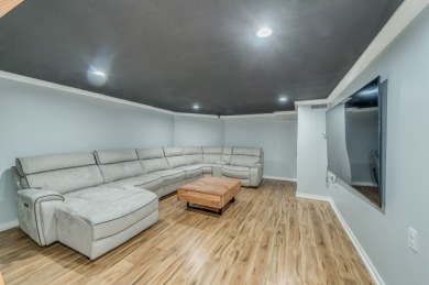 Fully renovated 3 bedroom,2.5 bathroom townhouse with golf on Old Orchard Country Club in Illinois - for sale on GolfHomes.com, golf home, golf lot