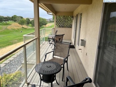 Beautiful Canyon Lakes Condo overlooking #9 Green and Fairway at on Canyon Lakes Golf Course in Washington - for sale on GolfHomes.com, golf home, golf lot