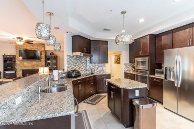 This fantastic 4 bedroom, 4 bathroom modern condo with a garage on Slammer and Squire Golf Course in Florida - for sale on GolfHomes.com, golf home, golf lot