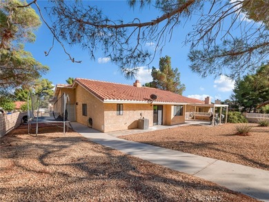 Welcome to your Silver Lakes retreat!
Located right on the golf on Silver Lakes Golf Course in California - for sale on GolfHomes.com, golf home, golf lot