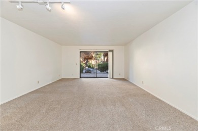 Charming Ground-Level Condo in Prime Irvine Location.
Perfect on Oak Creek Golf Club in California - for sale on GolfHomes.com, golf home, golf lot