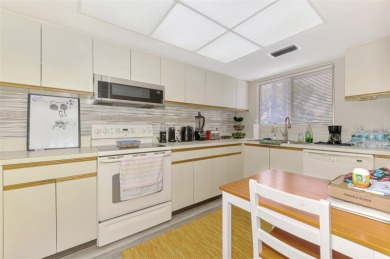 LOCATION, LOCATION. LOCATION!! Beautifully updated 2BR/2BA on Pelican Pointe Golf and Country Club in Florida - for sale on GolfHomes.com, golf home, golf lot