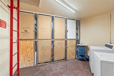Welcome to this beautifully remodeled 1-bedroom, 1-bath condo in on Sunrise Lakes Phase III in Florida - for sale on GolfHomes.com, golf home, golf lot