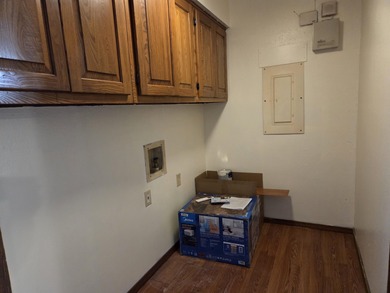 Welcome home to this inviting 3-bedroom, all-electric property on Cherokee Village South Course in Arkansas - for sale on GolfHomes.com, golf home, golf lot