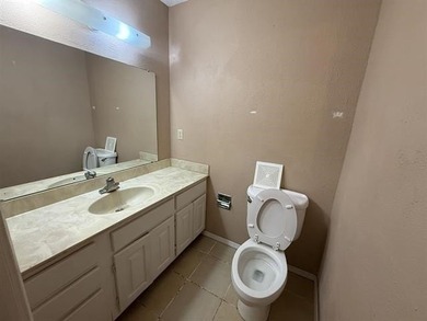 Welcome home to this inviting 3-bedroom, all-electric property on Cherokee Village South Course in Arkansas - for sale on GolfHomes.com, golf home, golf lot