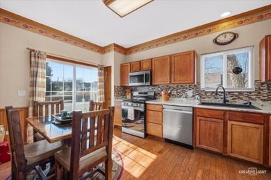 Beautiful end-unit ranch townhome with a finished basement on The Links at Carillon in Illinois - for sale on GolfHomes.com, golf home, golf lot