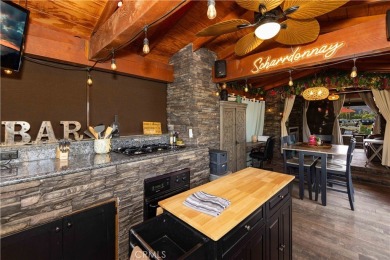 Here it is, the one you have been waiting for... Such a Cute on Rancho California RV Resort in California - for sale on GolfHomes.com, golf home, golf lot