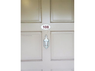 Great price for this large unit in sought after Palm Aire CC! on Palm-Aire Country Club and Resort - Palms in Florida - for sale on GolfHomes.com, golf home, golf lot