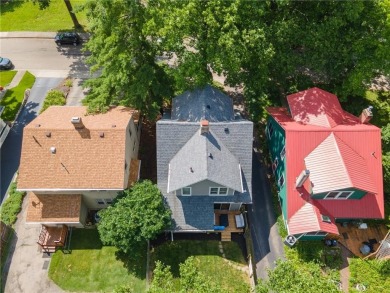 Welcome to this beautifully updated 3-bedroom, 1.5-bath home on Community Golf Center  in Ohio - for sale on GolfHomes.com, golf home, golf lot