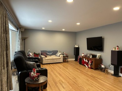 Country club living awaits you at this home in the highly sought on Boulder Ridge Country Club in Illinois - for sale on GolfHomes.com, golf home, golf lot