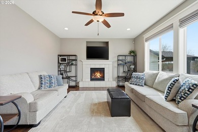 Incredibly well-kept home in Newberg's popular golf course on Chehalem Glenn Golf Course in Oregon - for sale on GolfHomes.com, golf home, golf lot