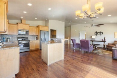 Beautiful Former Model Home on Southgate Golf Course! on Southgate Golf Course in Utah - for sale on GolfHomes.com, golf home, golf lot