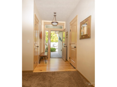 Welcome to 1910 Belknap Loop! Situated in the highly on Hunters Point Golf Club in Idaho - for sale on GolfHomes.com, golf home, golf lot
