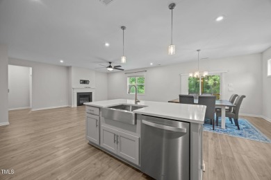 Convenient  one-floor living w/bright & open floor plan an on River Golf and Country Club at Lake Royale in North Carolina - for sale on GolfHomes.com, golf home, golf lot