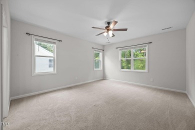 Convenient  one-floor living w/bright & open floor plan an on River Golf and Country Club at Lake Royale in North Carolina - for sale on GolfHomes.com, golf home, golf lot