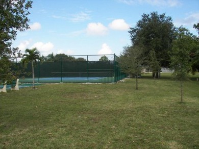 Talk about ready for you!  This condo has been gentlely used and on The Little Club in Florida - for sale on GolfHomes.com, golf home, golf lot