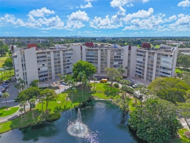 Gorgeous and completely remodeled 2/2 unit. Open-concept kitchen on Inverrary Country Club in Florida - for sale on GolfHomes.com, golf home, golf lot