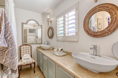 Beautifully renovated townhome in a prime Scottsdale location on Scottsdale Shadows in Arizona - for sale on GolfHomes.com, golf home, golf lot