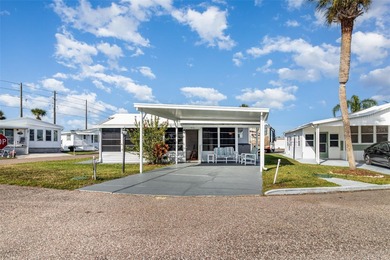 Beautifully updated and modern 1-bedroom, 1-bath home located on on Polo Park East in Florida - for sale on GolfHomes.com, golf home, golf lot