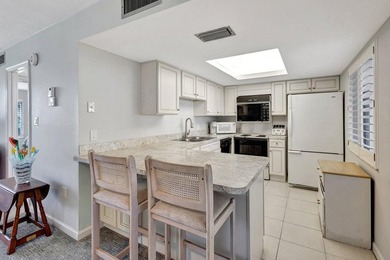 Welcome to Paradise! This 2 bedroom, 2 bath condo has great golf on Ocean Village Golf Course in Florida - for sale on GolfHomes.com, golf home, golf lot