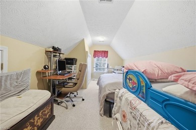 Well, maintained 4-bedroom, 2.5 bath colonial featuring an on Kiln Creek Golf and Country Club in Virginia - for sale on GolfHomes.com, golf home, golf lot