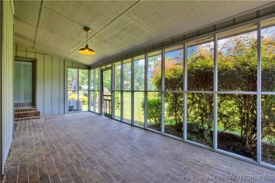 Beautiful 3 bedroom 2.5 bath Townhouse in Gates Four. Great room on Gates Four Golf and Country Club in North Carolina - for sale on GolfHomes.com, golf home, golf lot