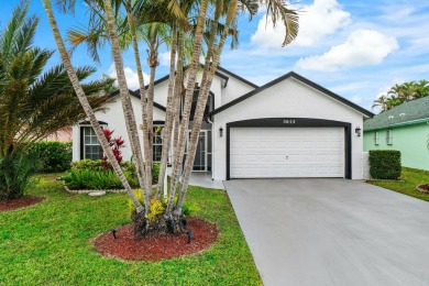 Move-In Ready 2-Bed, 2-Bath Home in Cypress Lakes 55+ on Cypress Lakes Golf Course - West Palm Beach in Florida - for sale on GolfHomes.com, golf home, golf lot