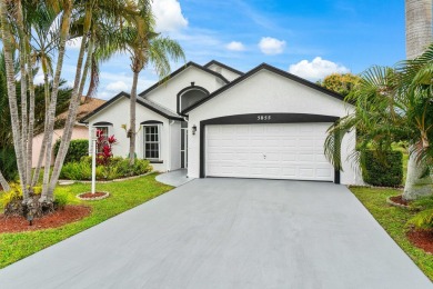 Move-In Ready 2-Bed, 2-Bath Home in Cypress Lakes 55+ on Cypress Lakes Golf Course - West Palm Beach in Florida - for sale on GolfHomes.com, golf home, golf lot